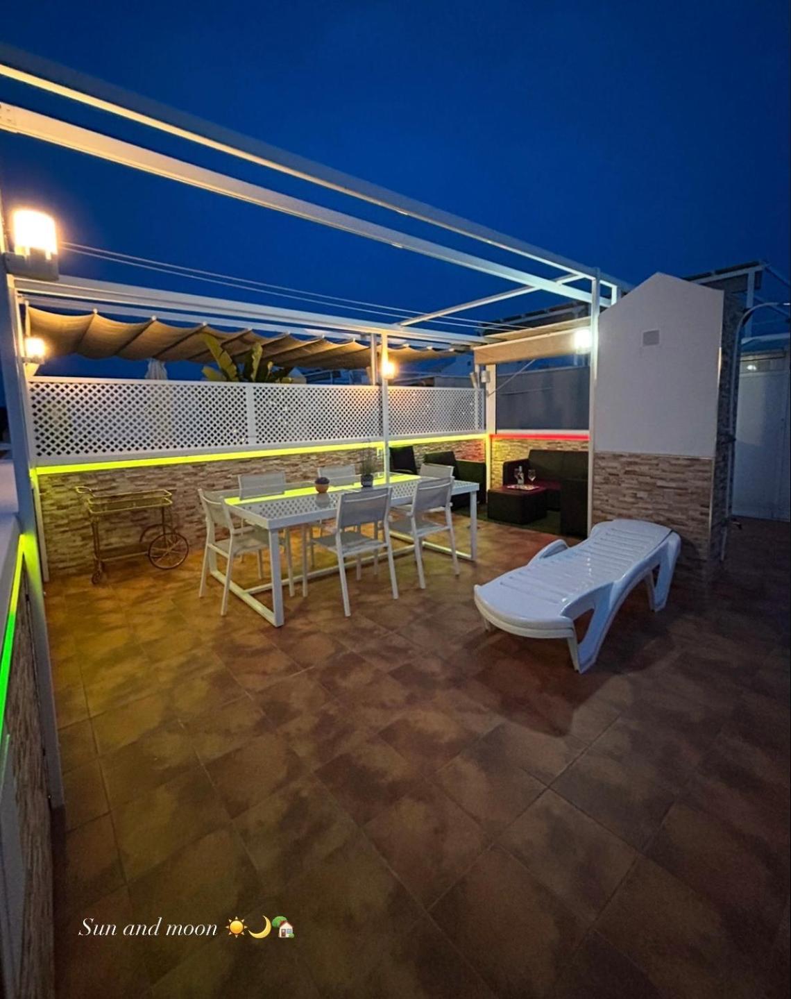 Sol Y Luna Con Terraza Y Barbacoa Appartement Arenales del Sol
